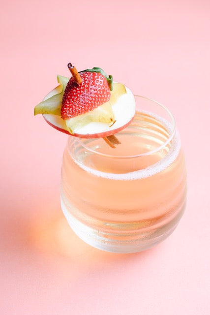 4 classic mixed drink recipes with gldn hour’s collagen-infused sparkling waters