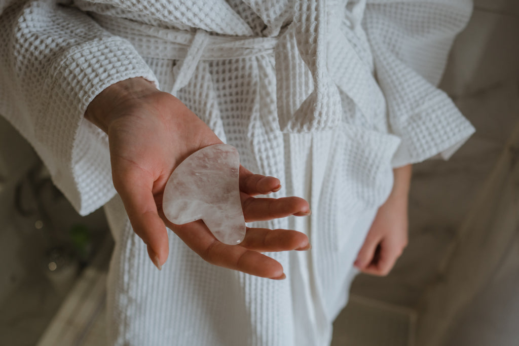 Why You Should Include Gua Sha Into Your Skin Care Routine & How To Do It